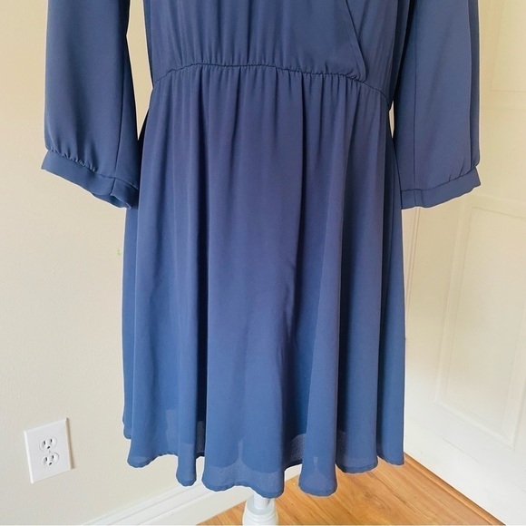 ✨ LUSH Women's Soft Blue Wrap Dress – Size M ✨ - Picture 9 of 11